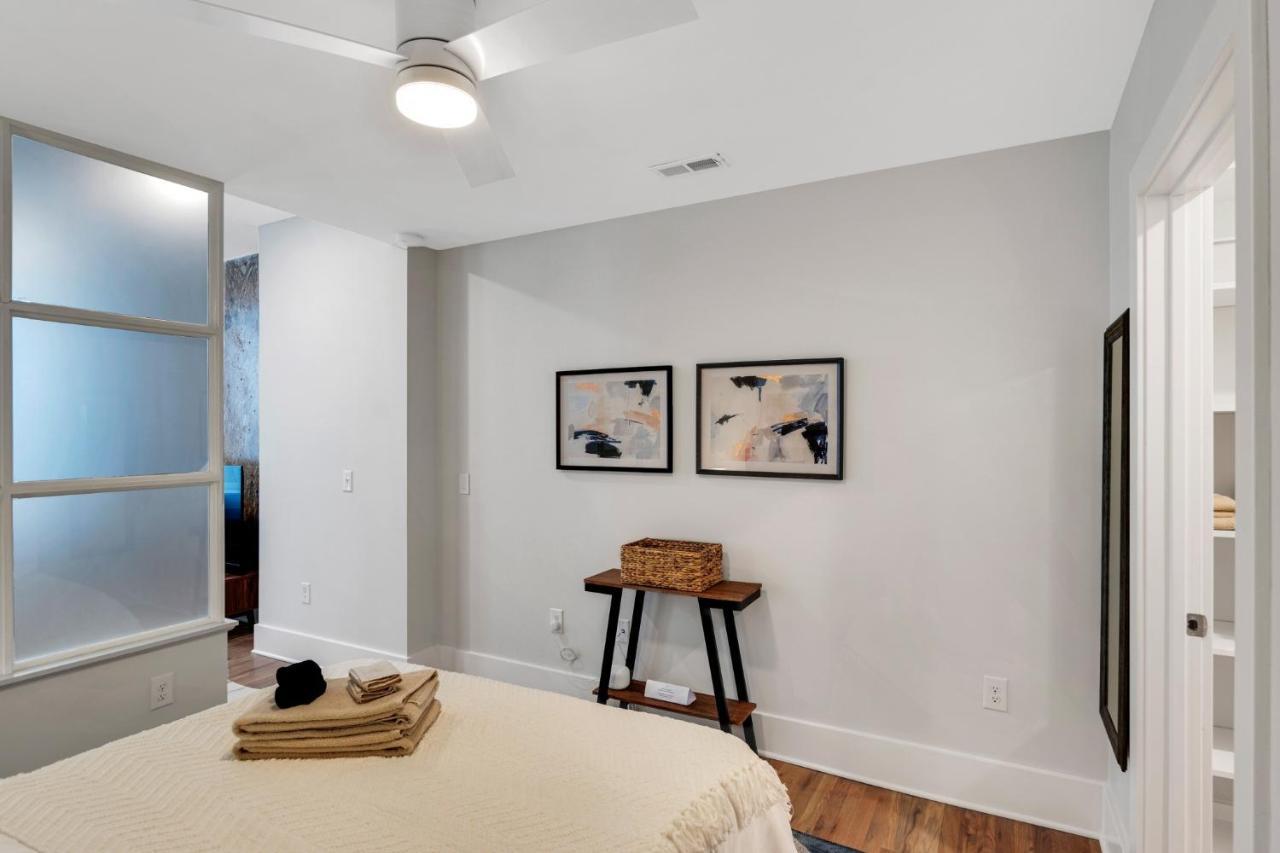 Cozy Queen Loft In The Heart Of Downtown